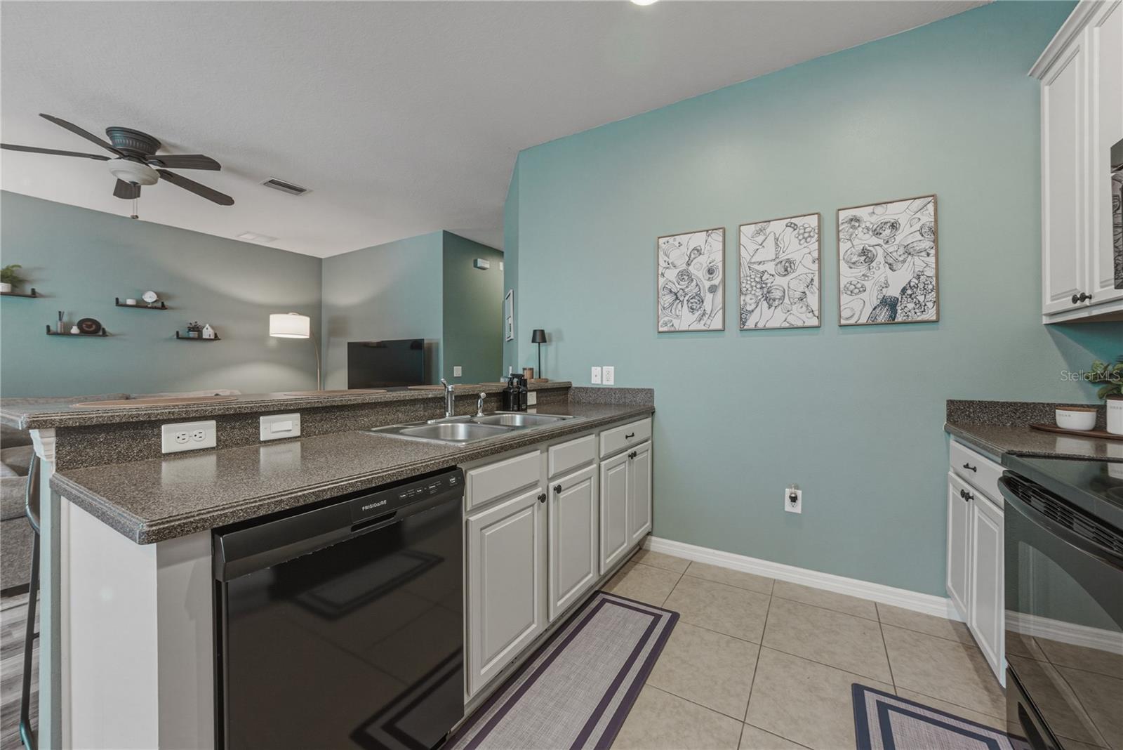 VILLAGES AT BRIDGEWATER VILLAGE 07 - Residential