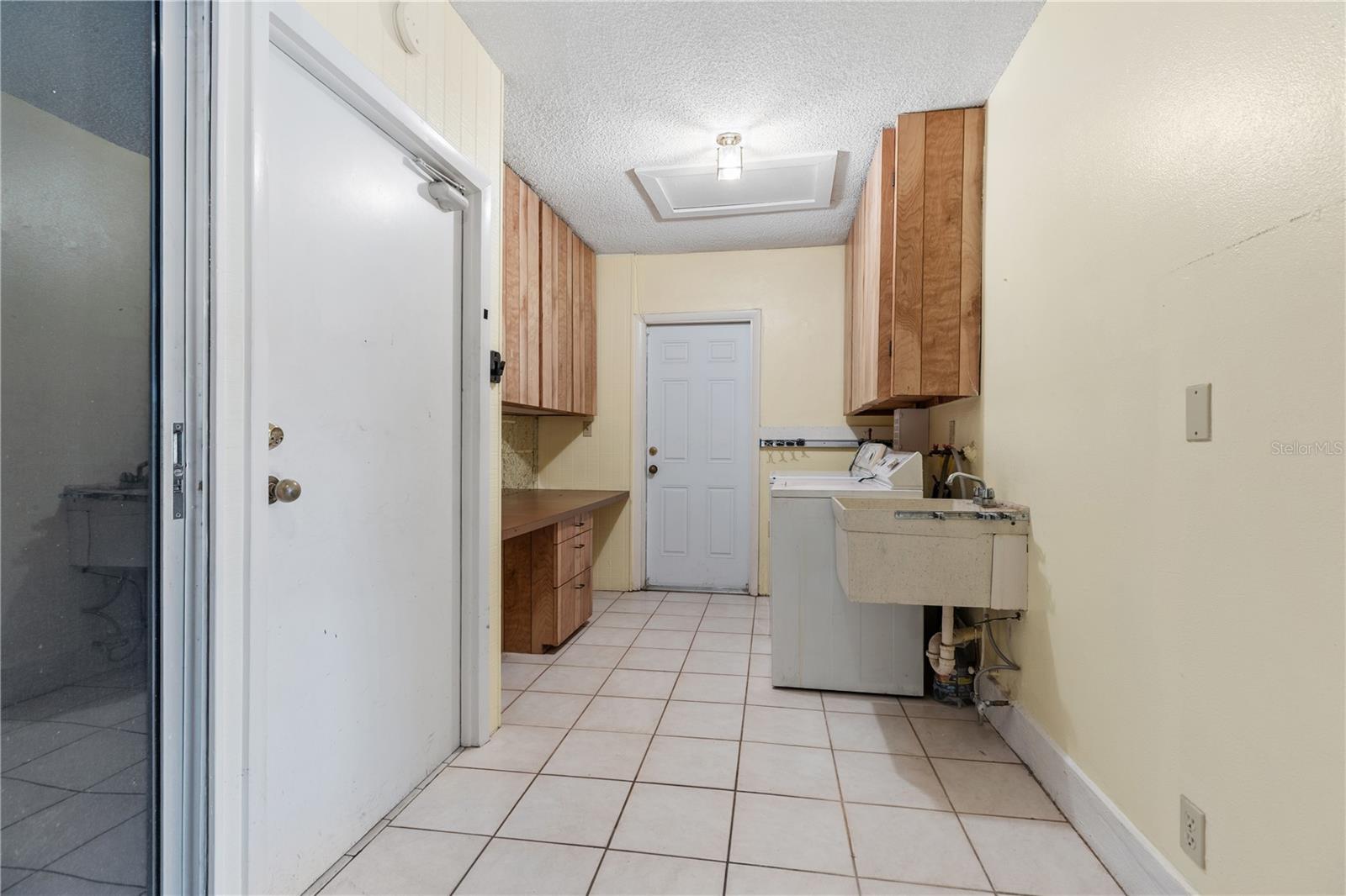 WOODGATE OF COUNTRYSIDE - Residential