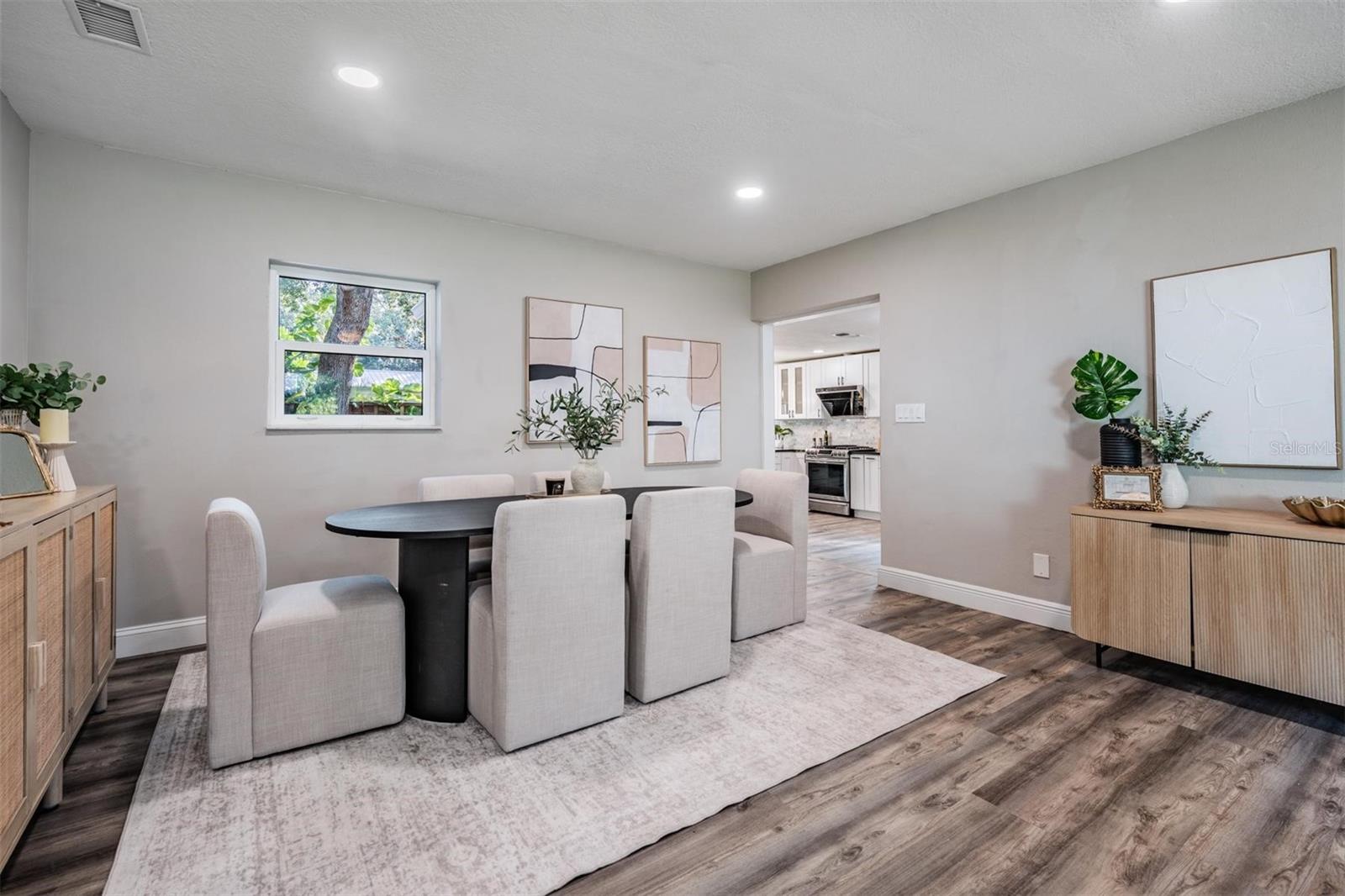 3216 W FIELDER STREET