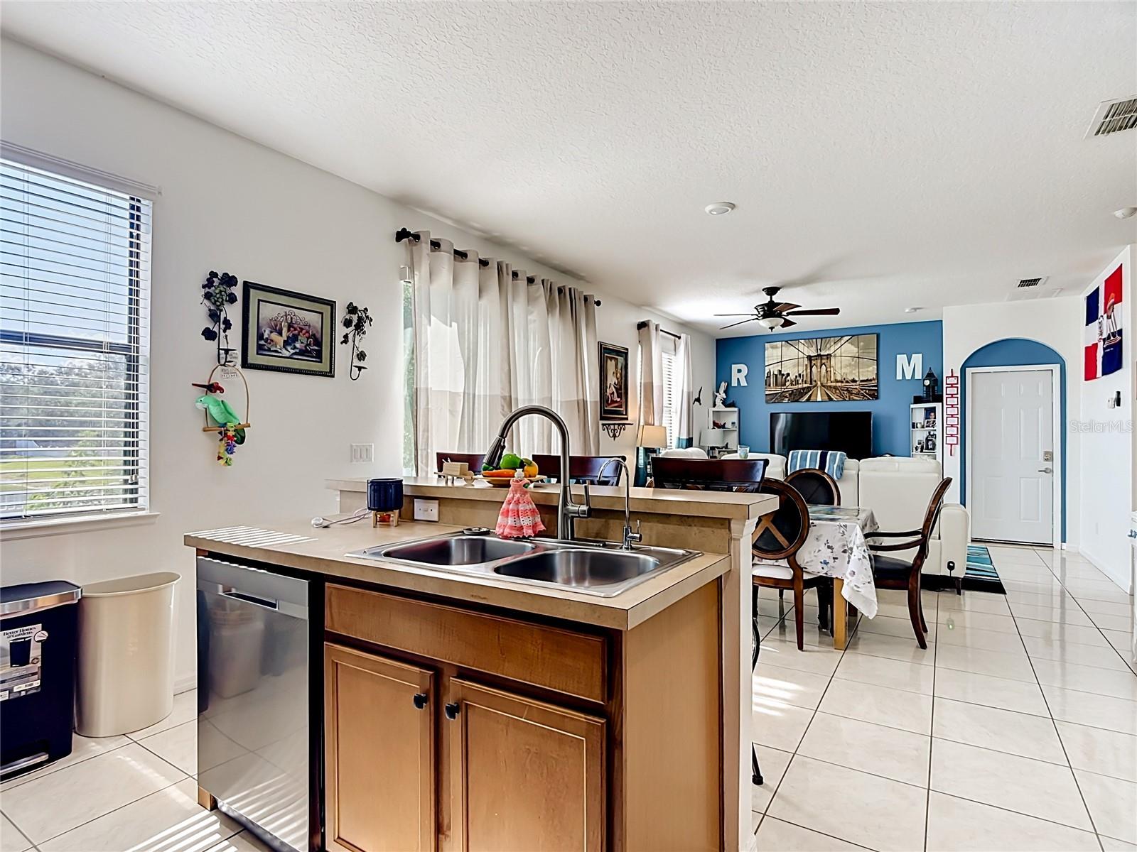 DORAL POINTE UNIT TWO - Residential