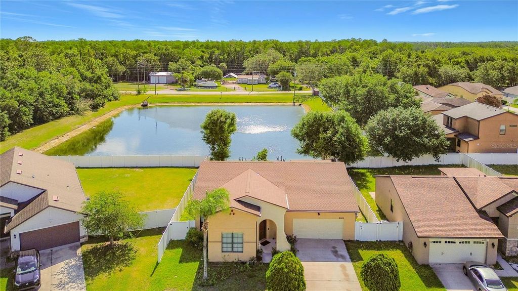 Photo of 4605 Doral Park Avenue, Kissimmee, FL 34758 (MLS # O6405270)