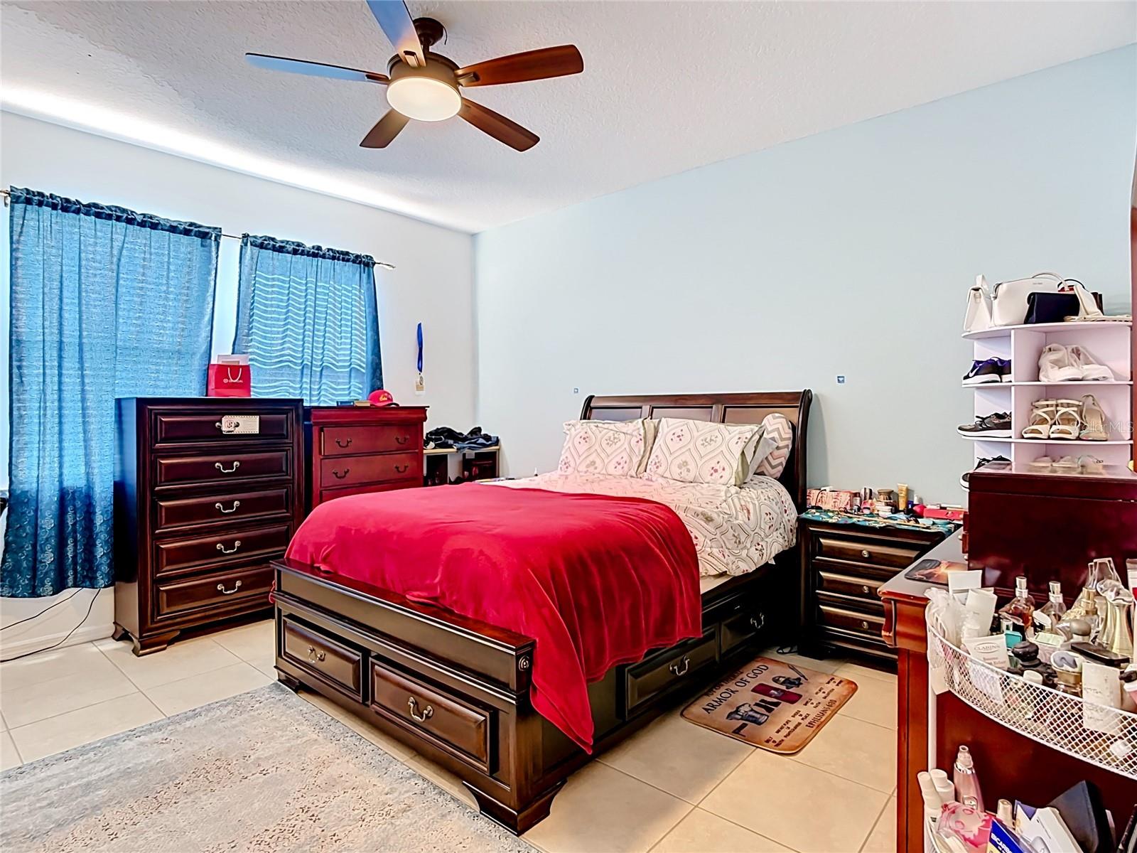 DORAL POINTE UNIT TWO - Residential