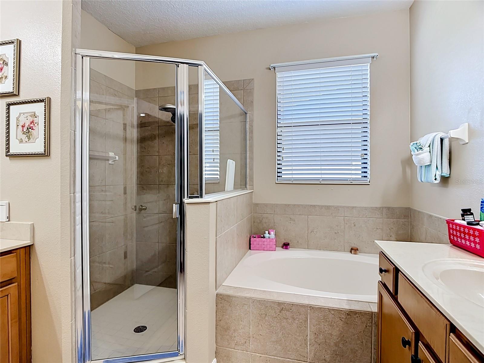 DORAL POINTE UNIT TWO - Residential