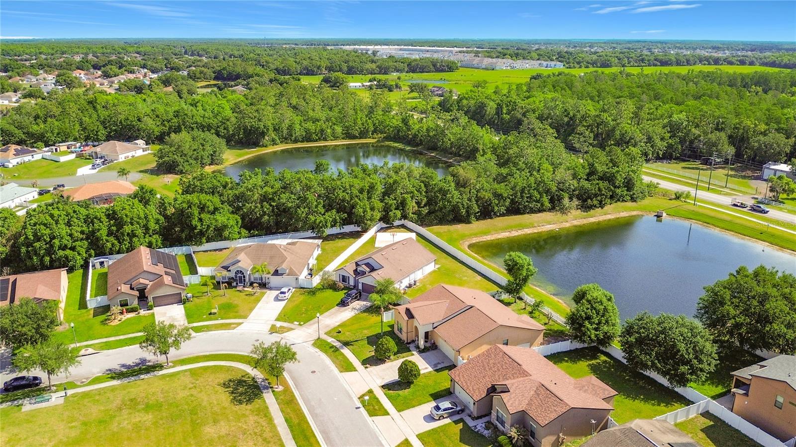 DORAL POINTE UNIT TWO - Residential