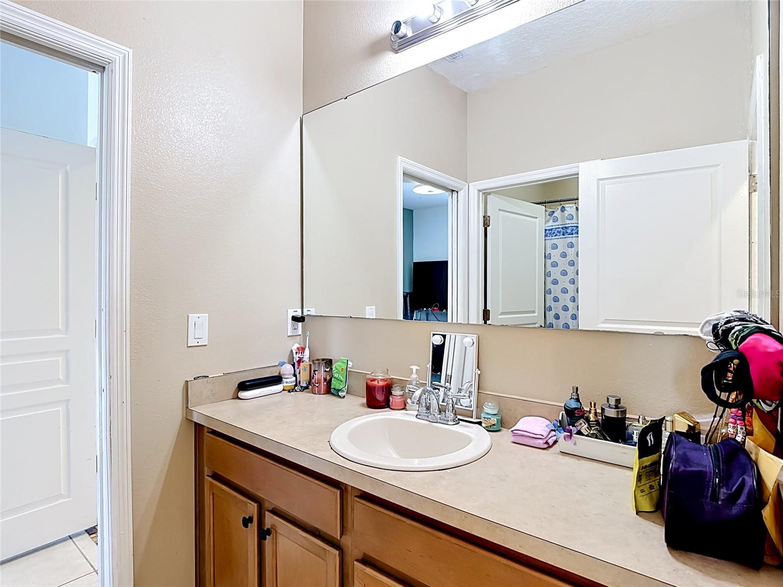 DORAL POINTE UNIT TWO - Residential
