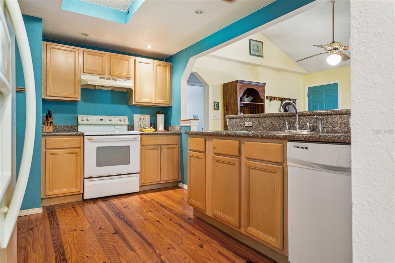 TEMPLE CREST UNIT 2 - Residential