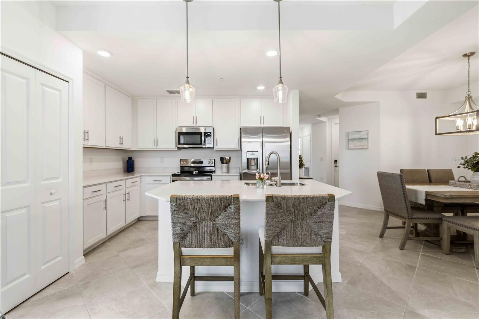 WELLEN PARK GOLF & COUNTRY CLUB - Residential