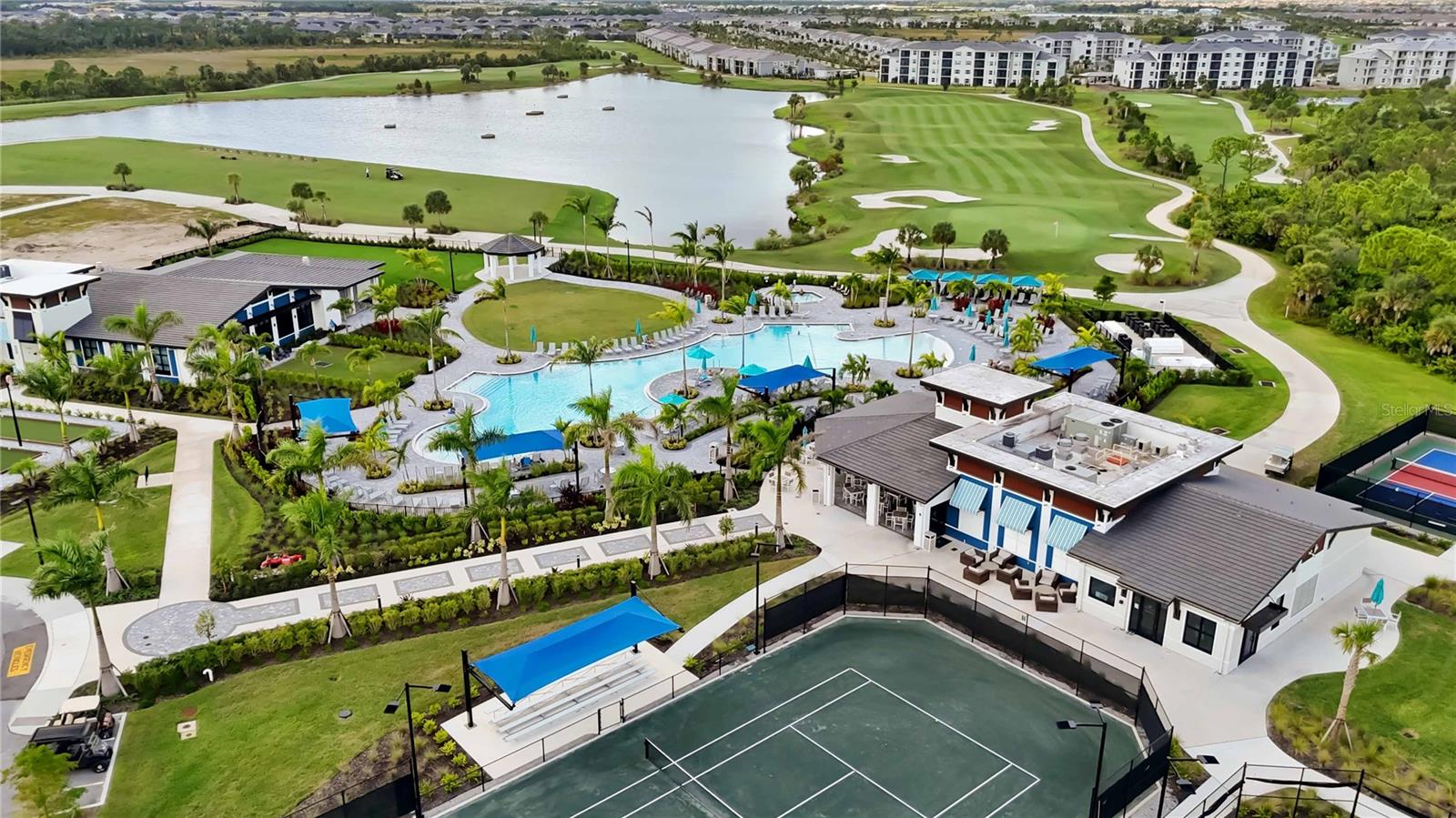 WELLEN PARK GOLF & COUNTRY CLUB - Residential