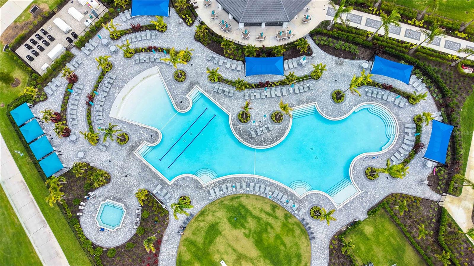 WELLEN PARK GOLF & COUNTRY CLUB - Residential