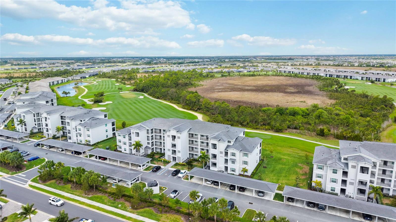 WELLEN PARK GOLF & COUNTRY CLUB - Residential