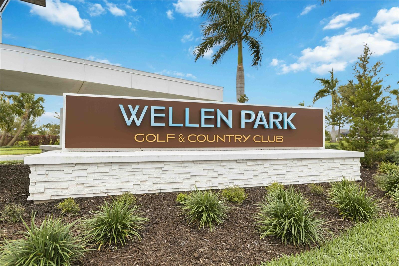 WELLEN PARK GOLF & COUNTRY CLUB - Residential