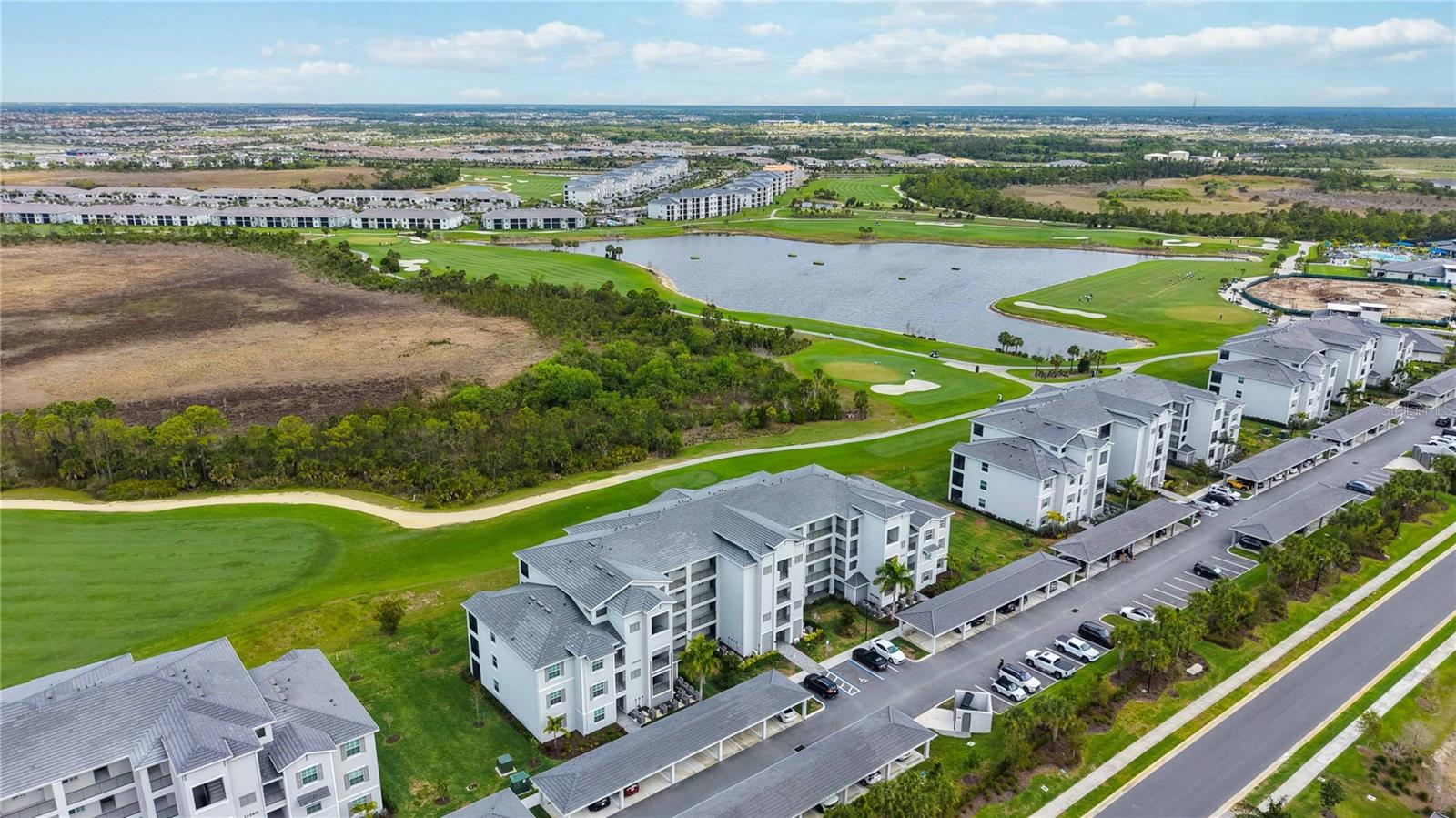 WELLEN PARK GOLF & COUNTRY CLUB - Residential