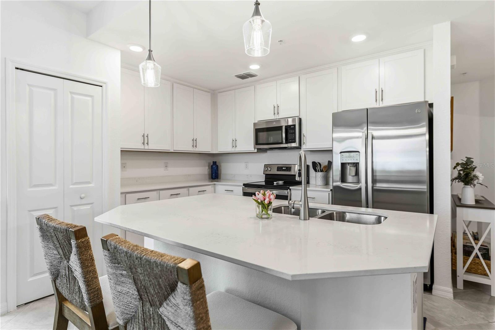 WELLEN PARK GOLF & COUNTRY CLUB - Residential