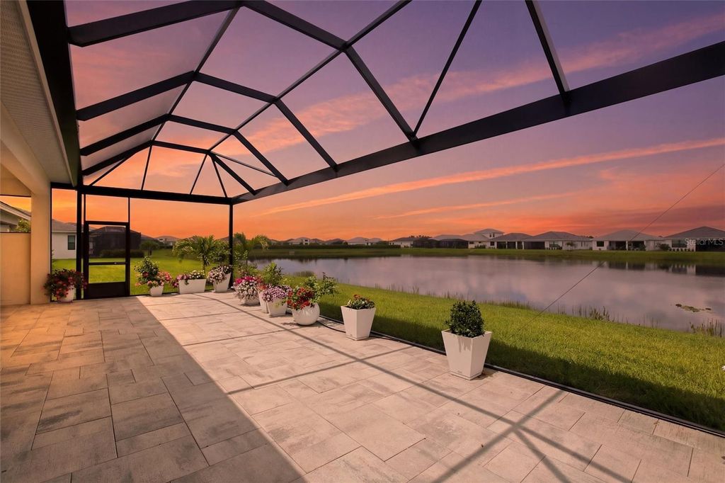 Photo of 18249 Rockport Place, Bradenton, FL 34211 (MLS # A4689101)