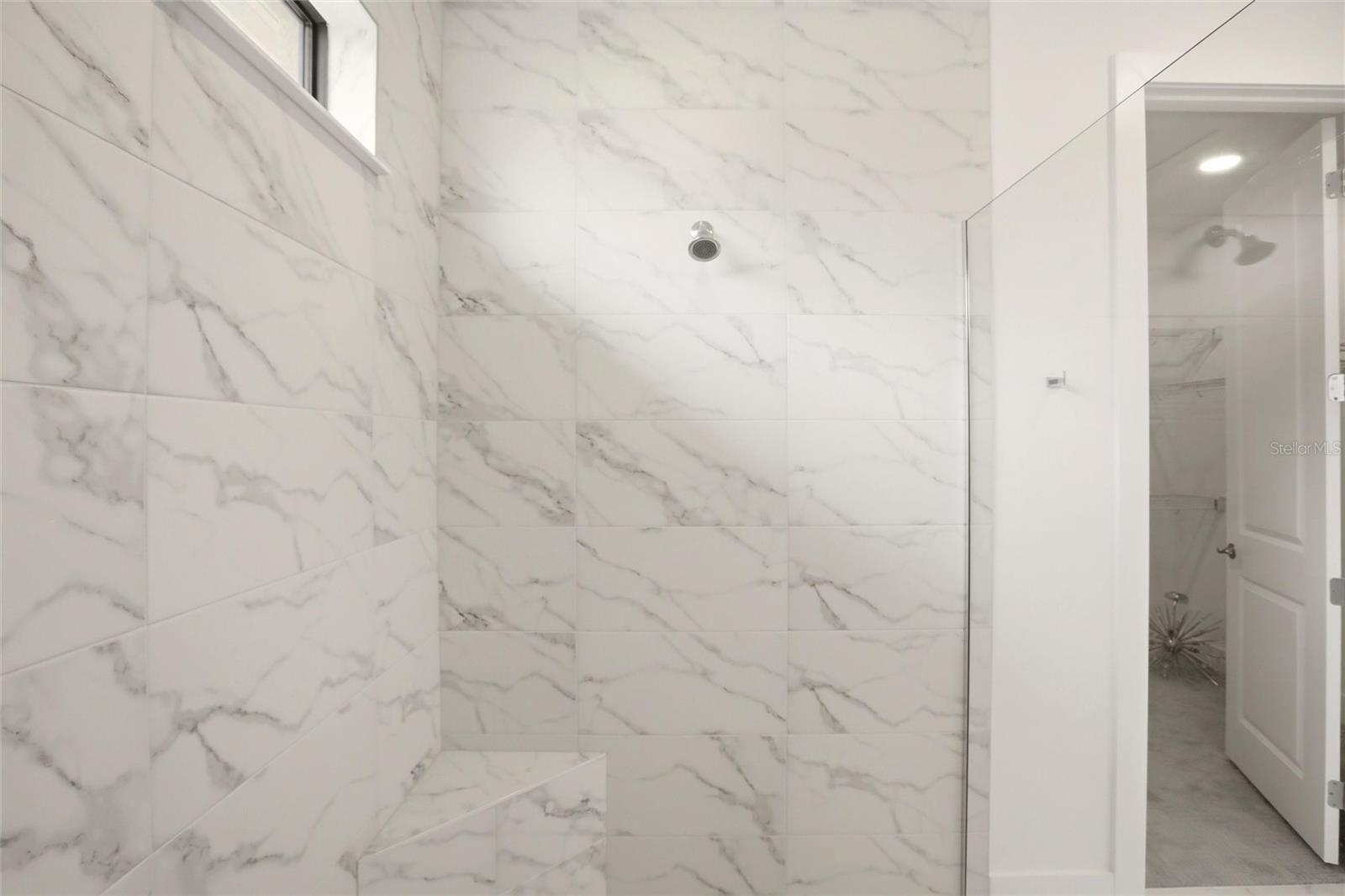 CRESSWIND PH IV - Residential