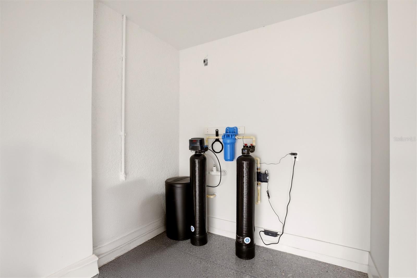 CRESSWIND PH IV - Residential