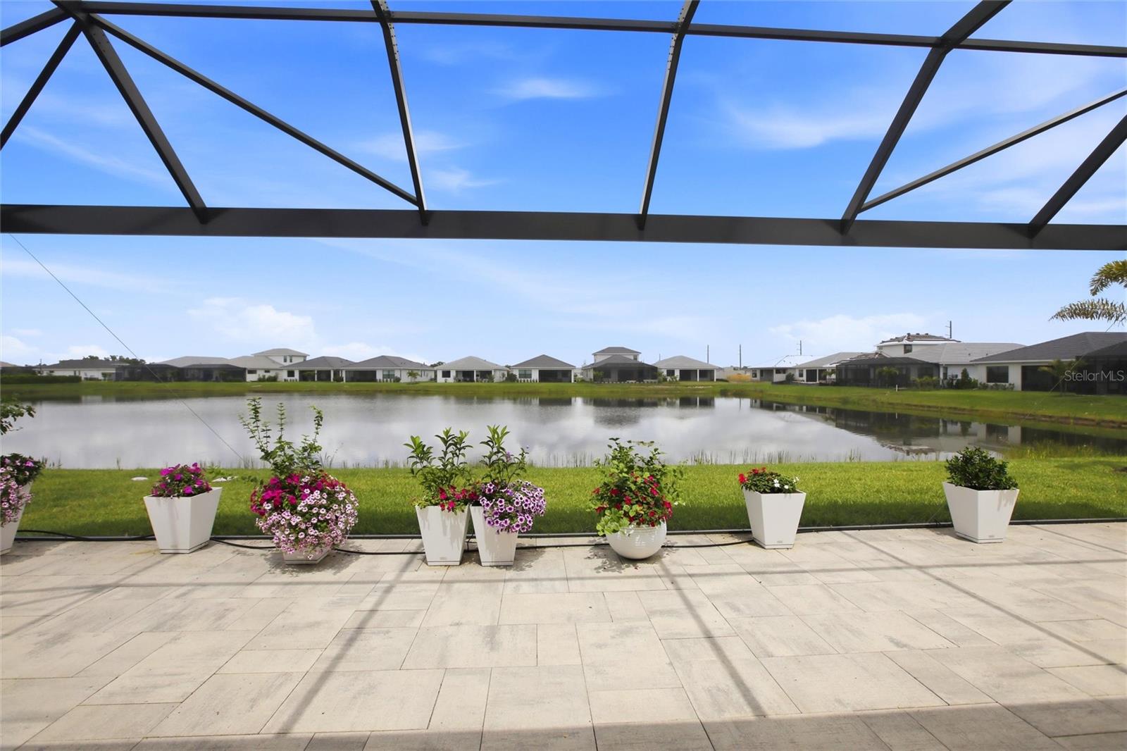 CRESSWIND PH IV - Residential