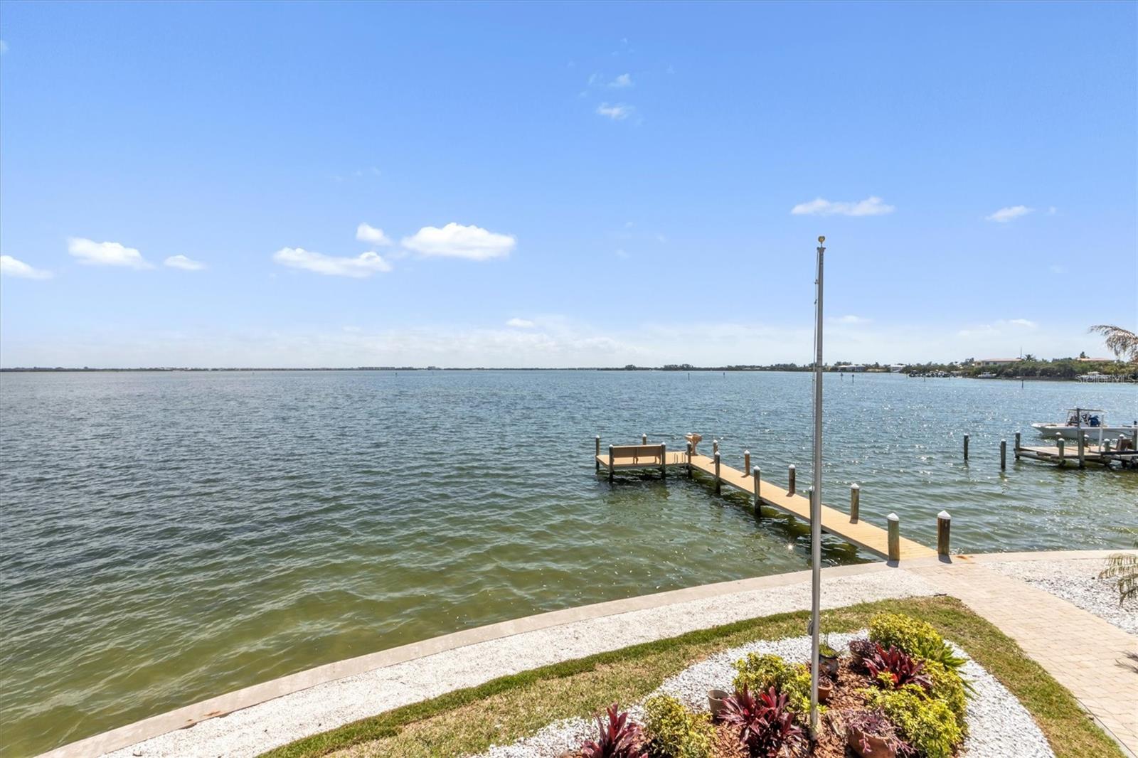 HOLMES BEACH 12TH UNIT - Residential