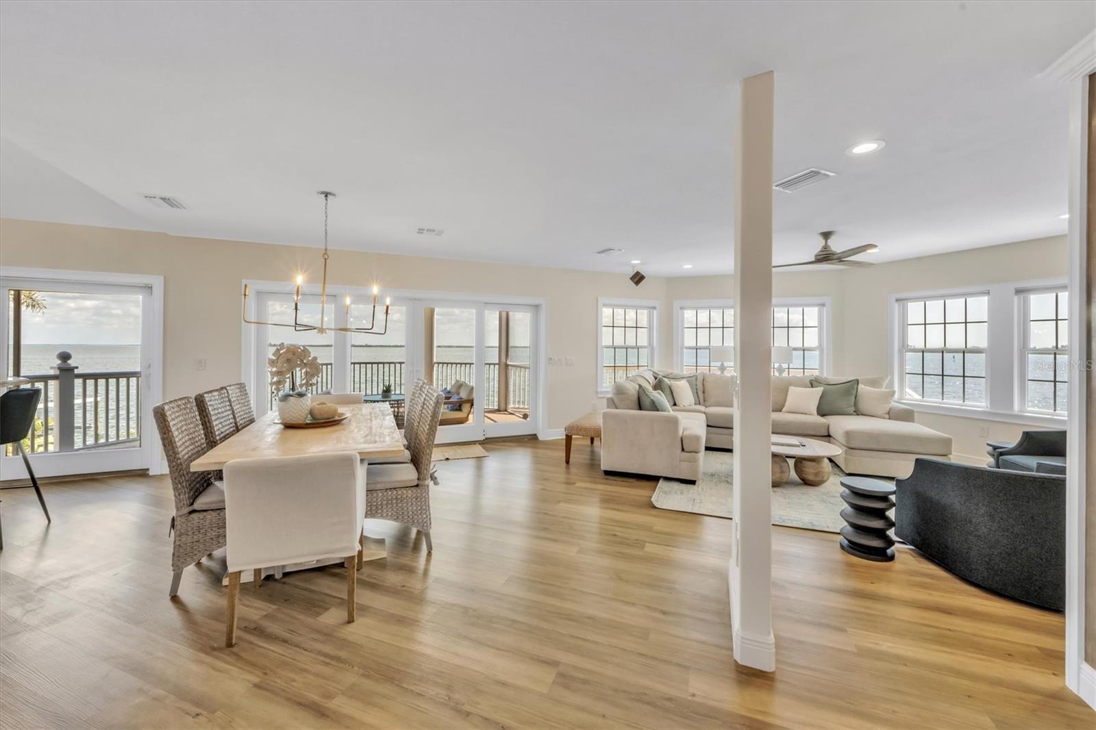 HOLMES BEACH 12TH UNIT - Residential