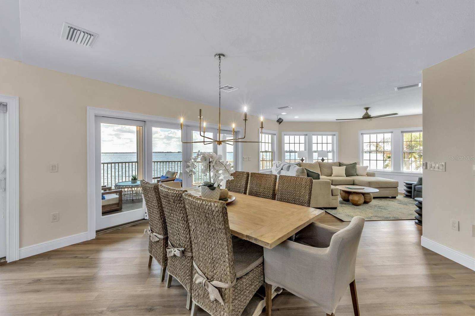 HOLMES BEACH 12TH UNIT - Residential