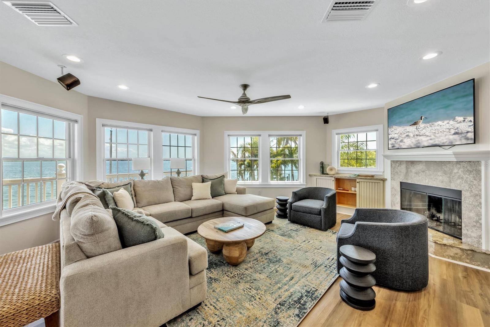 HOLMES BEACH 12TH UNIT - Residential