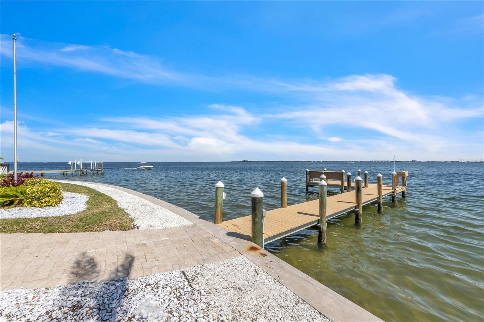 HOLMES BEACH 12TH UNIT - Residential