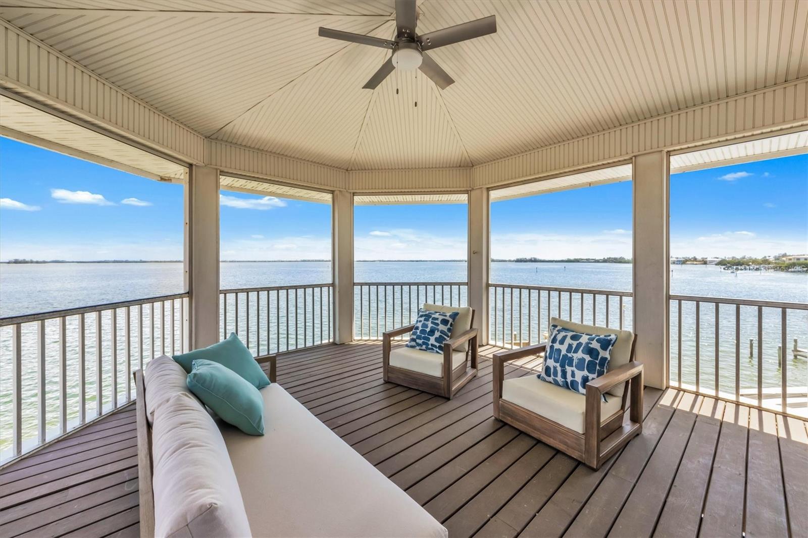 HOLMES BEACH 12TH UNIT - Residential