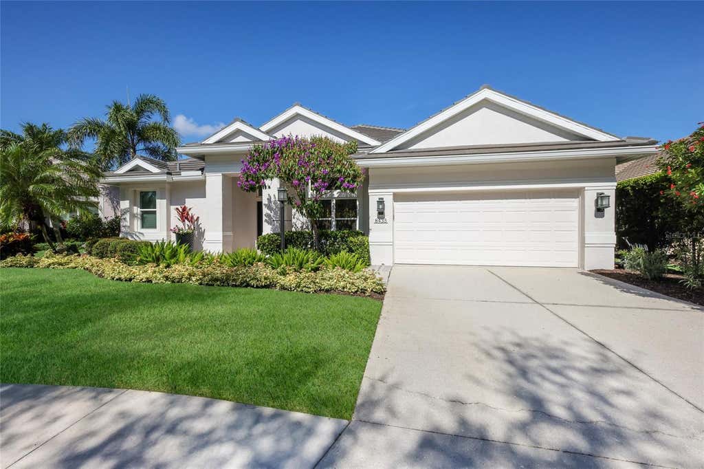 Photo of 8435 Sailing Loop, Bradenton, FL 34202 (MLS # A4701625)