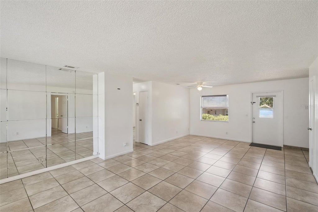 Photo of 4225 NE 25th Avenue, Ocala, FL 34479 (MLS # O6451043)