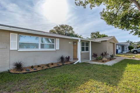 Photo of 1148 Fernwood Drive, Holiday, FL 34690 (MLS # W7881931)