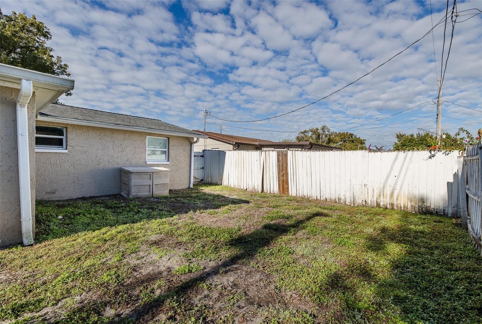 FOREST HILLS - Residential