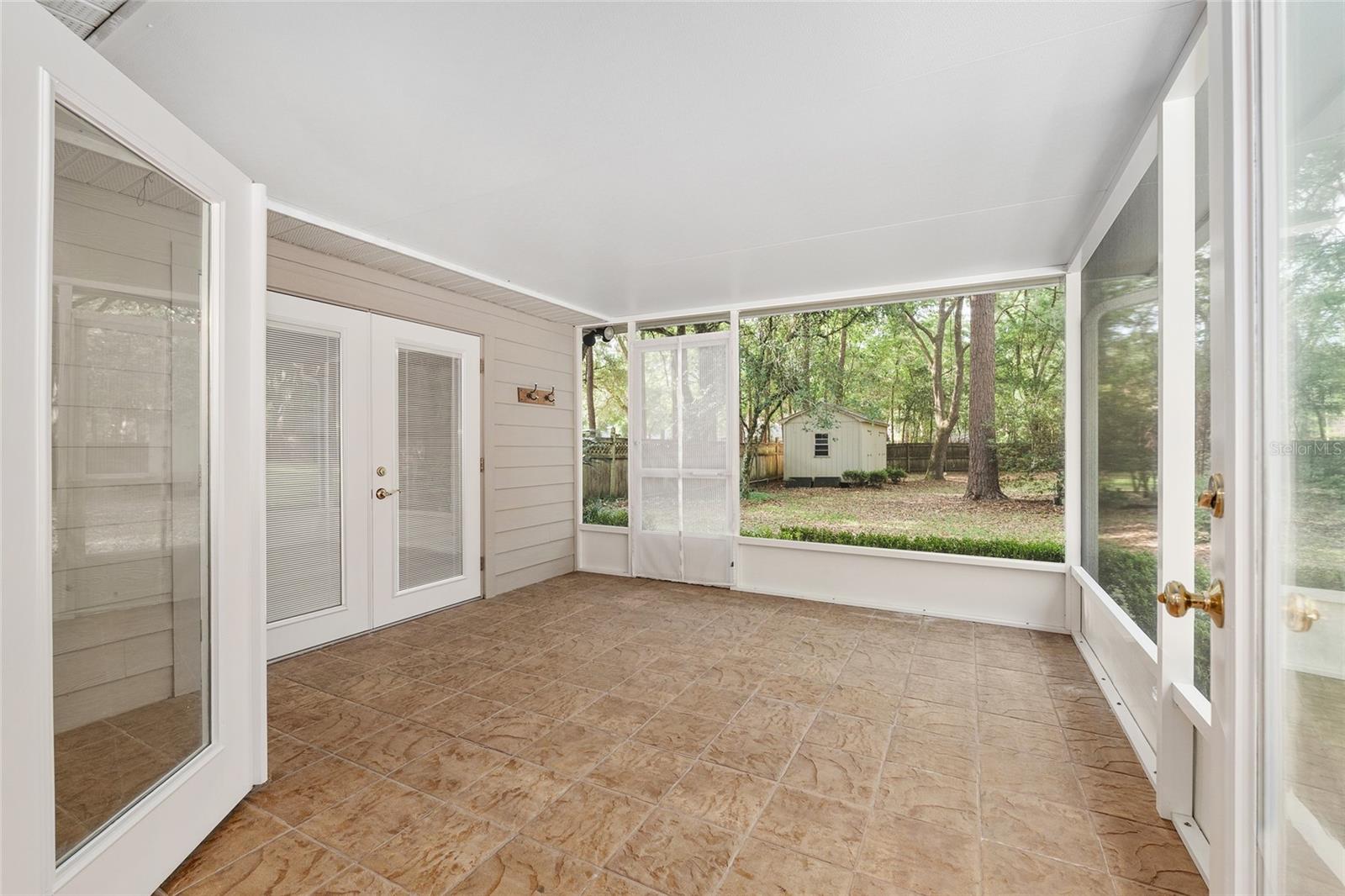 JOCKEY CLUB - Residential