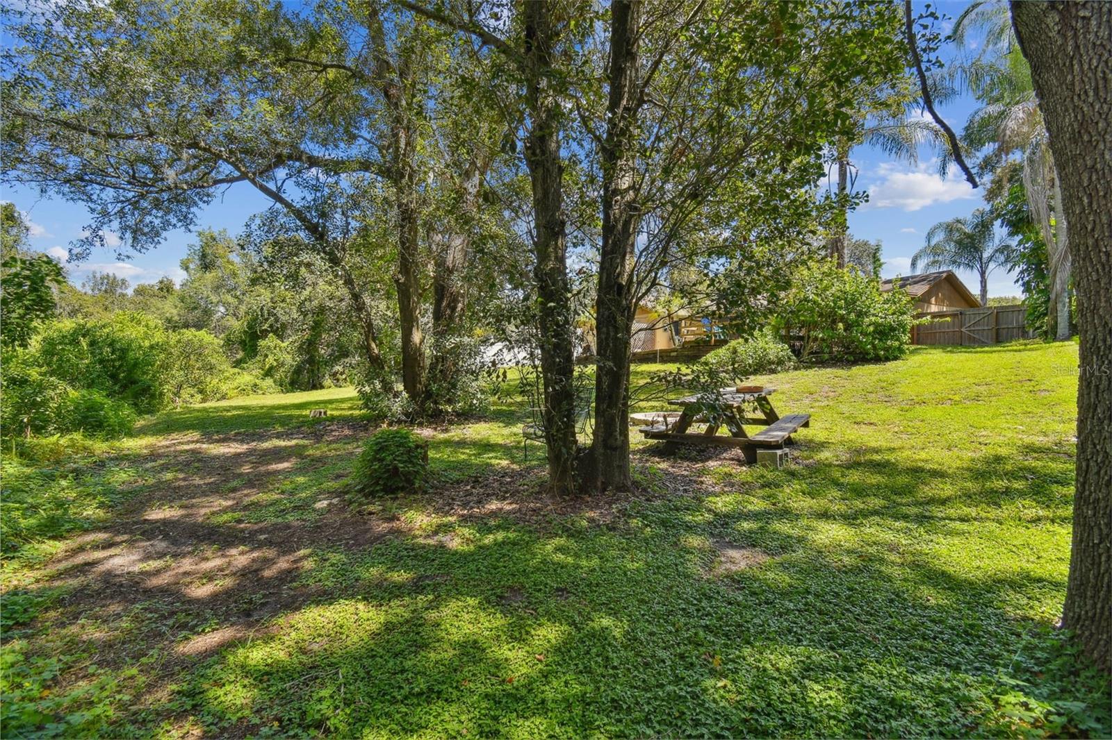 RUSTIC OAKS SECOND ADD - Residential