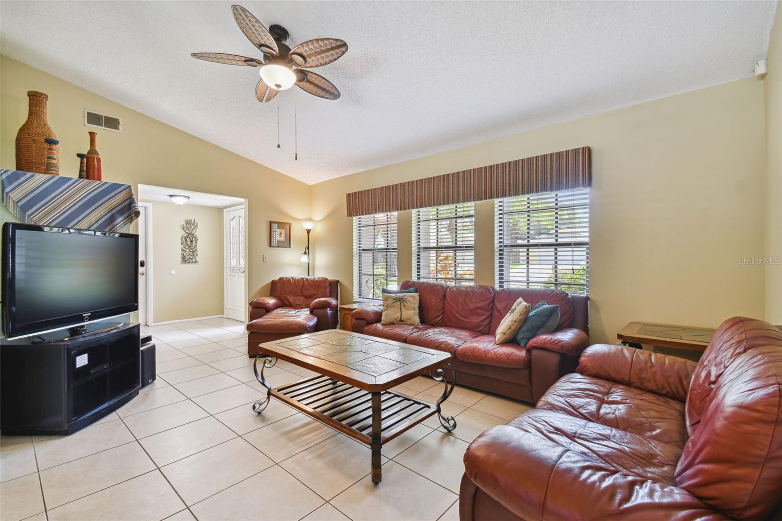 RUSTIC OAKS SECOND ADD - Residential