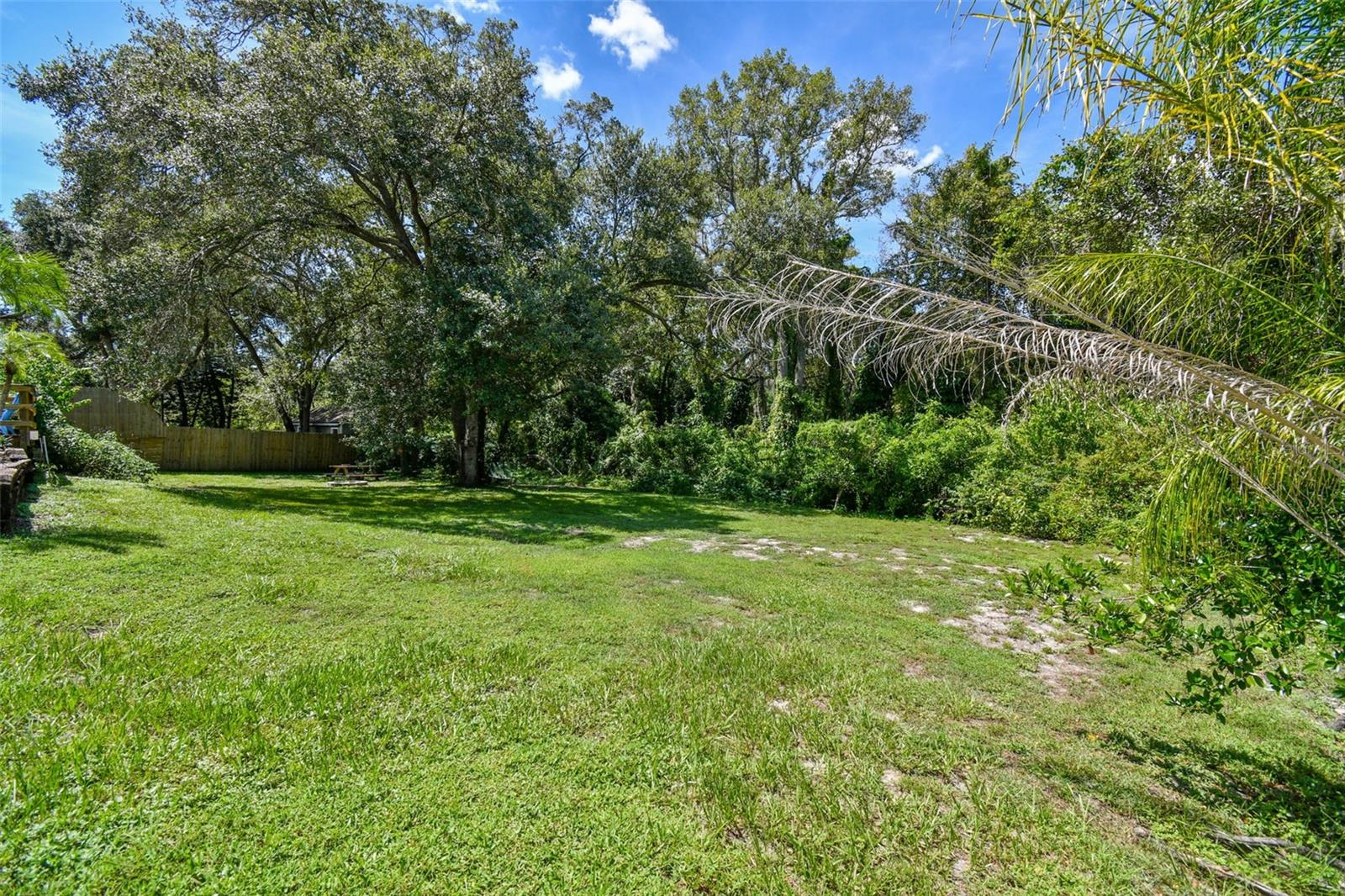 RUSTIC OAKS SECOND ADD - Residential