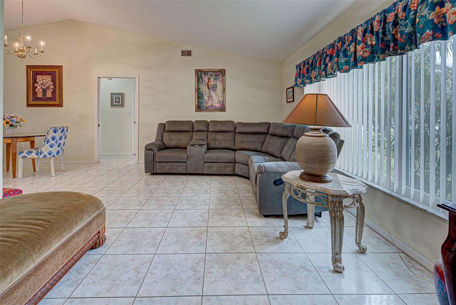 PUNTA GORDA ISLES SEC 20 - Residential