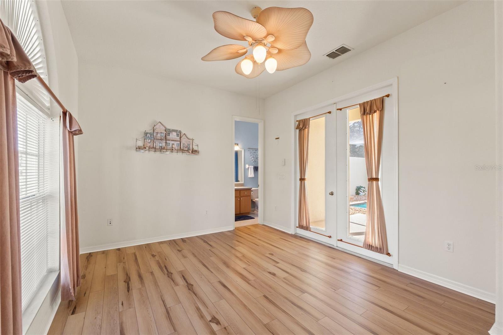 WOODLAND WATERS PH 4 - Residential