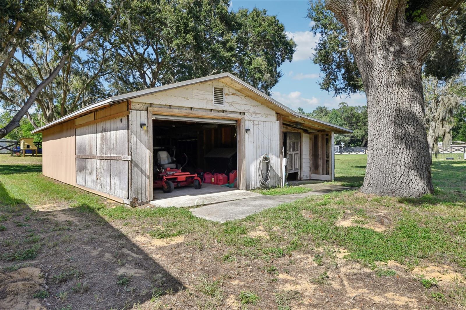 ACREAGE & UNREC - Residential