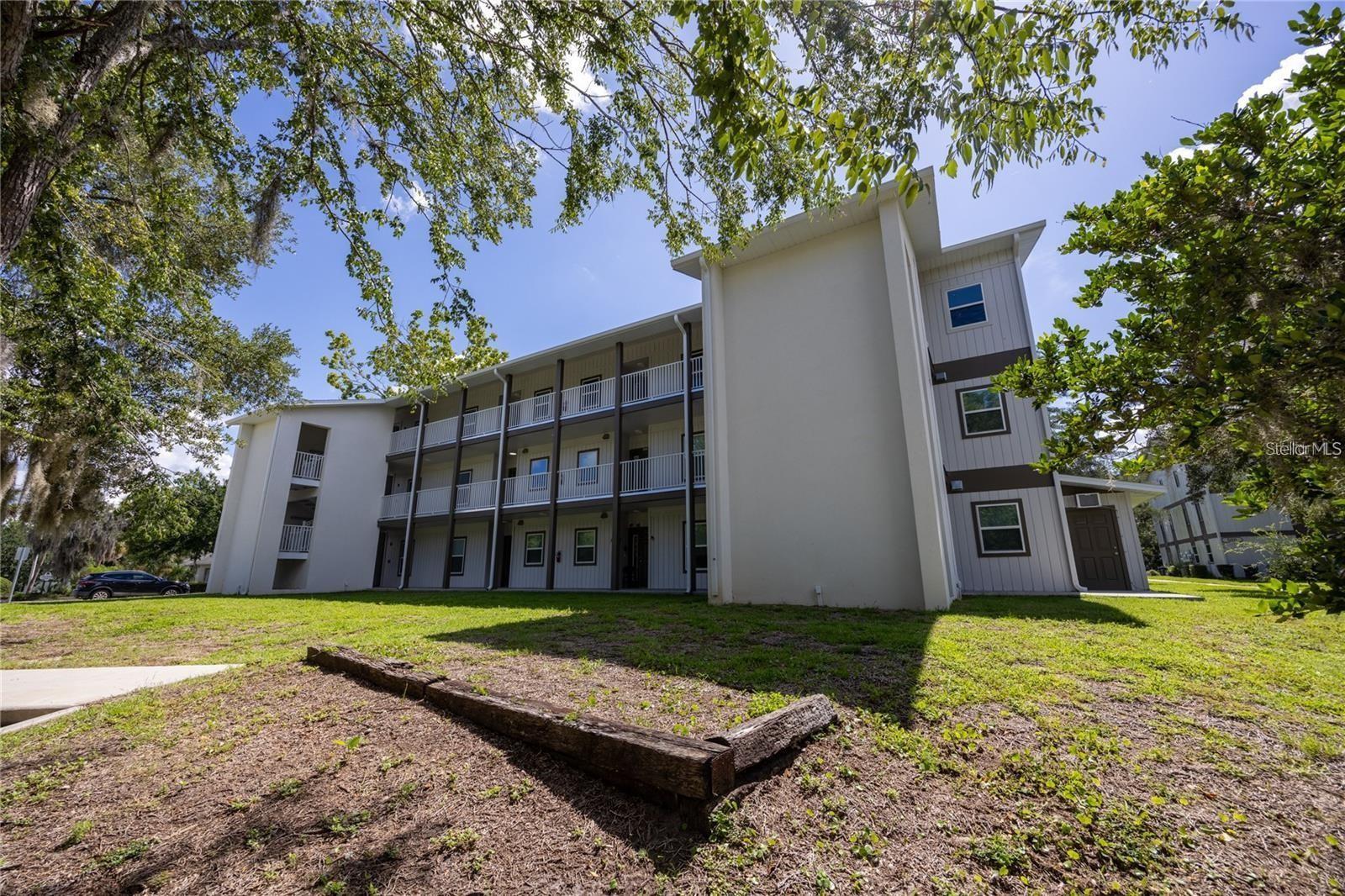 THE OAKS - Residential