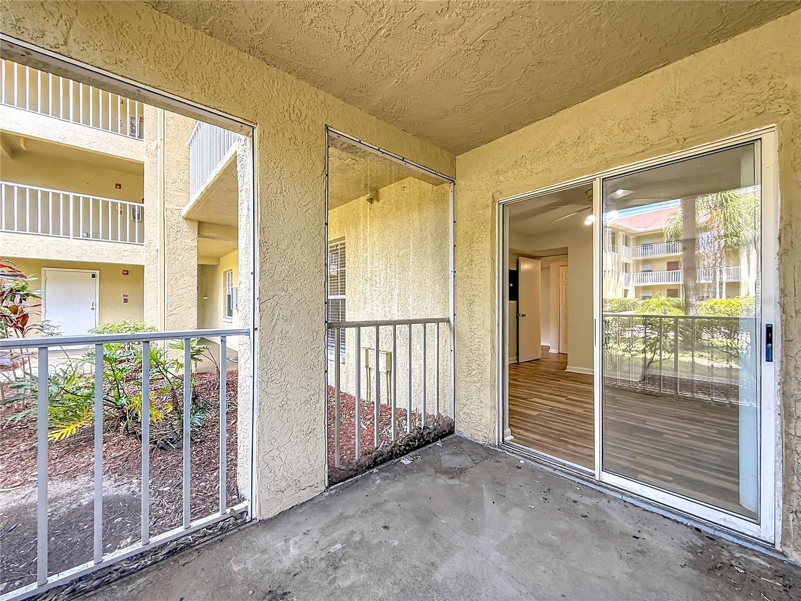 MEADOWLAKE PALM HARBOR CONDO - Residential