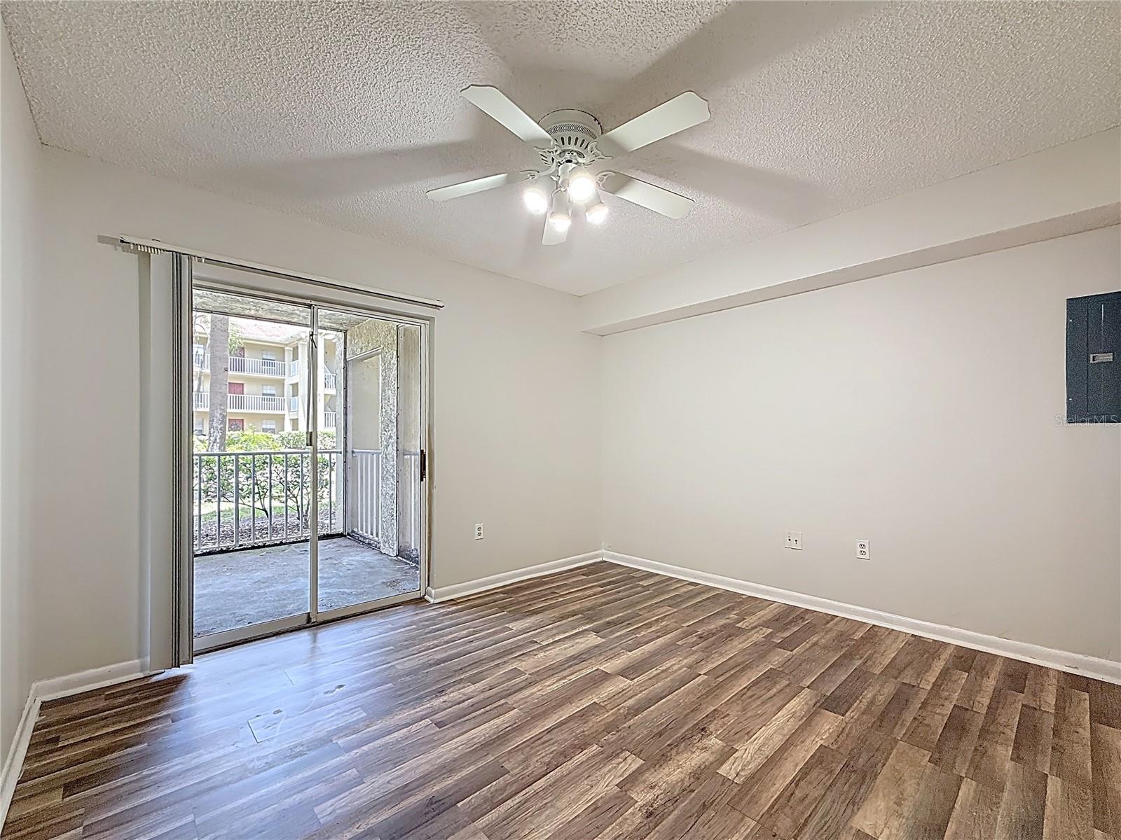 MEADOWLAKE PALM HARBOR CONDO - Residential