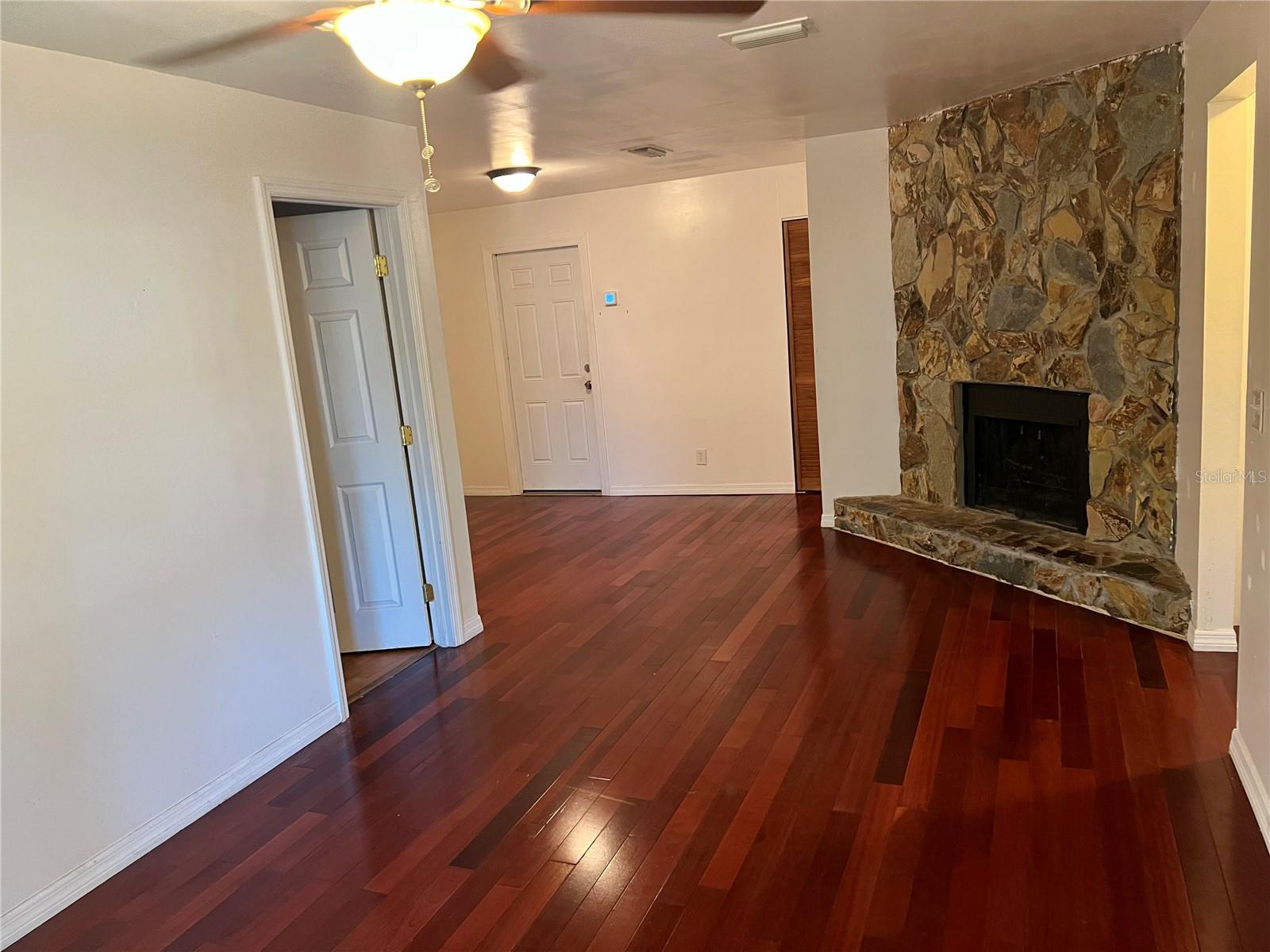 TERRACE PARK UNIT 5 REV - Residential