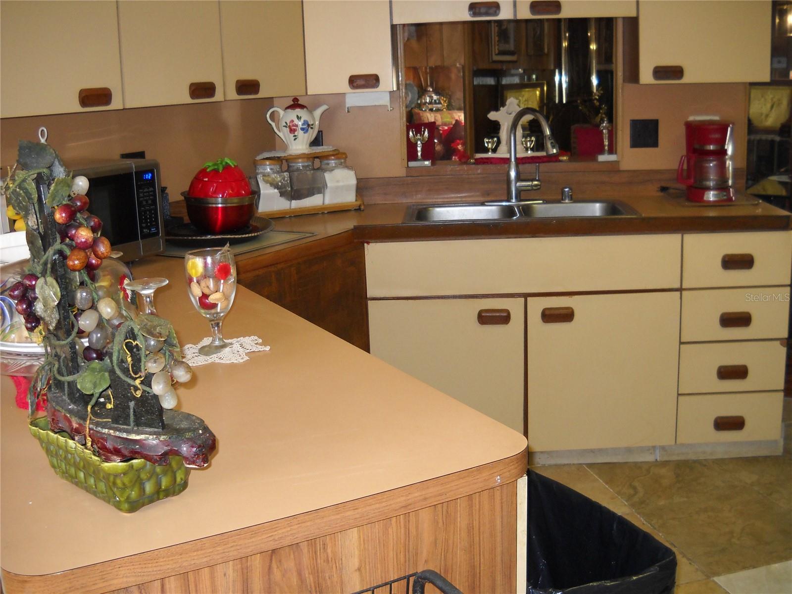 GOLDEN MEADOW FARMS - Residential