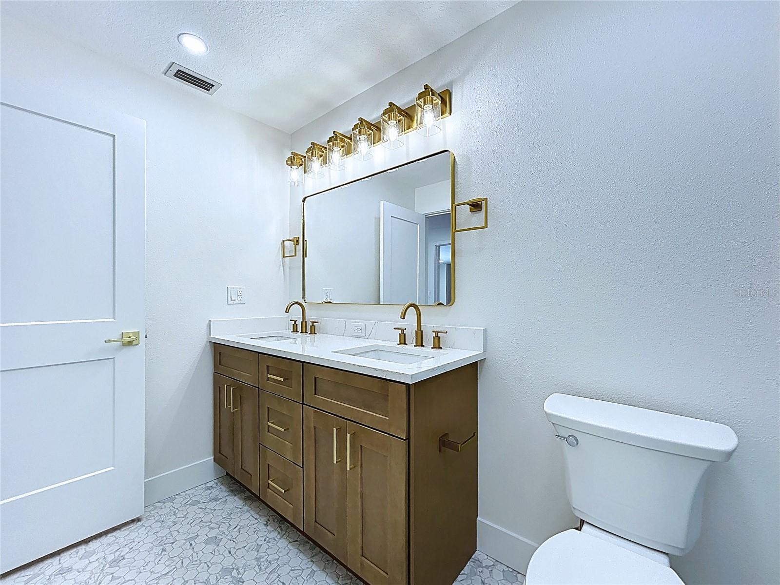 BELLEAIR BEACH - Residential