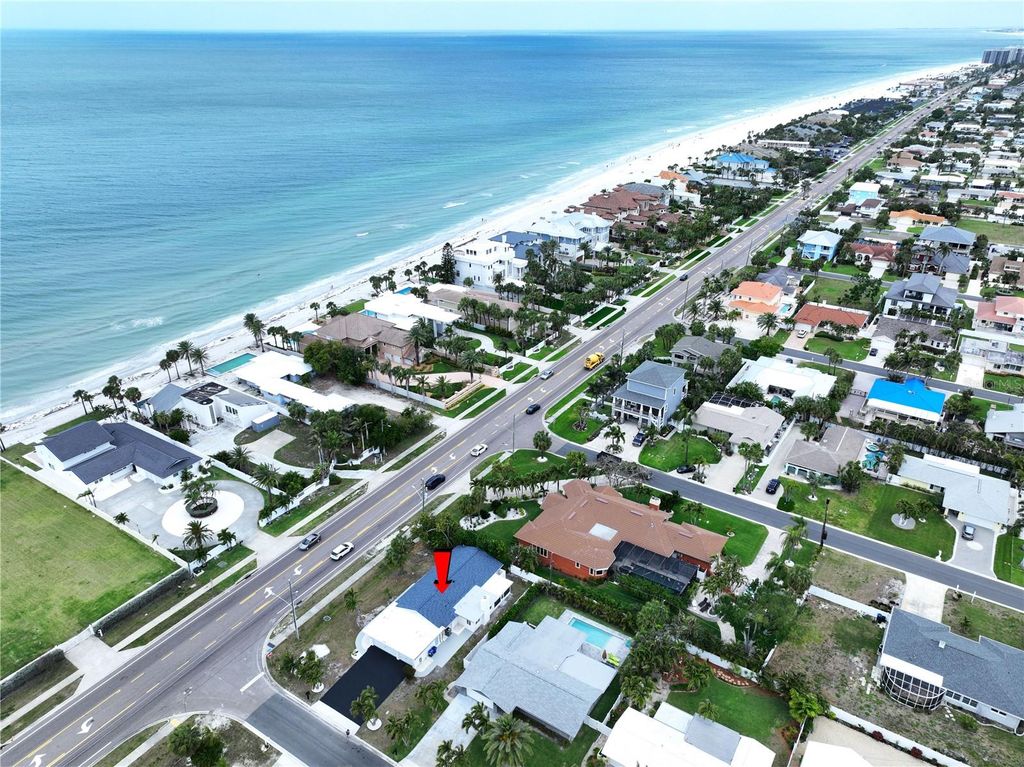 Photo of 1401 Gulf Boulevard, Belleair Beach, FL 33786 (MLS # TB8497882)