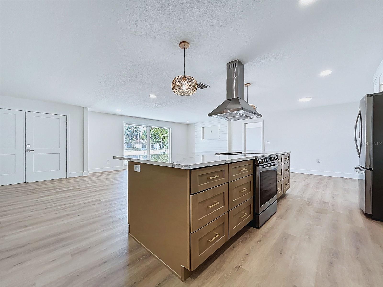 BELLEAIR BEACH - Residential