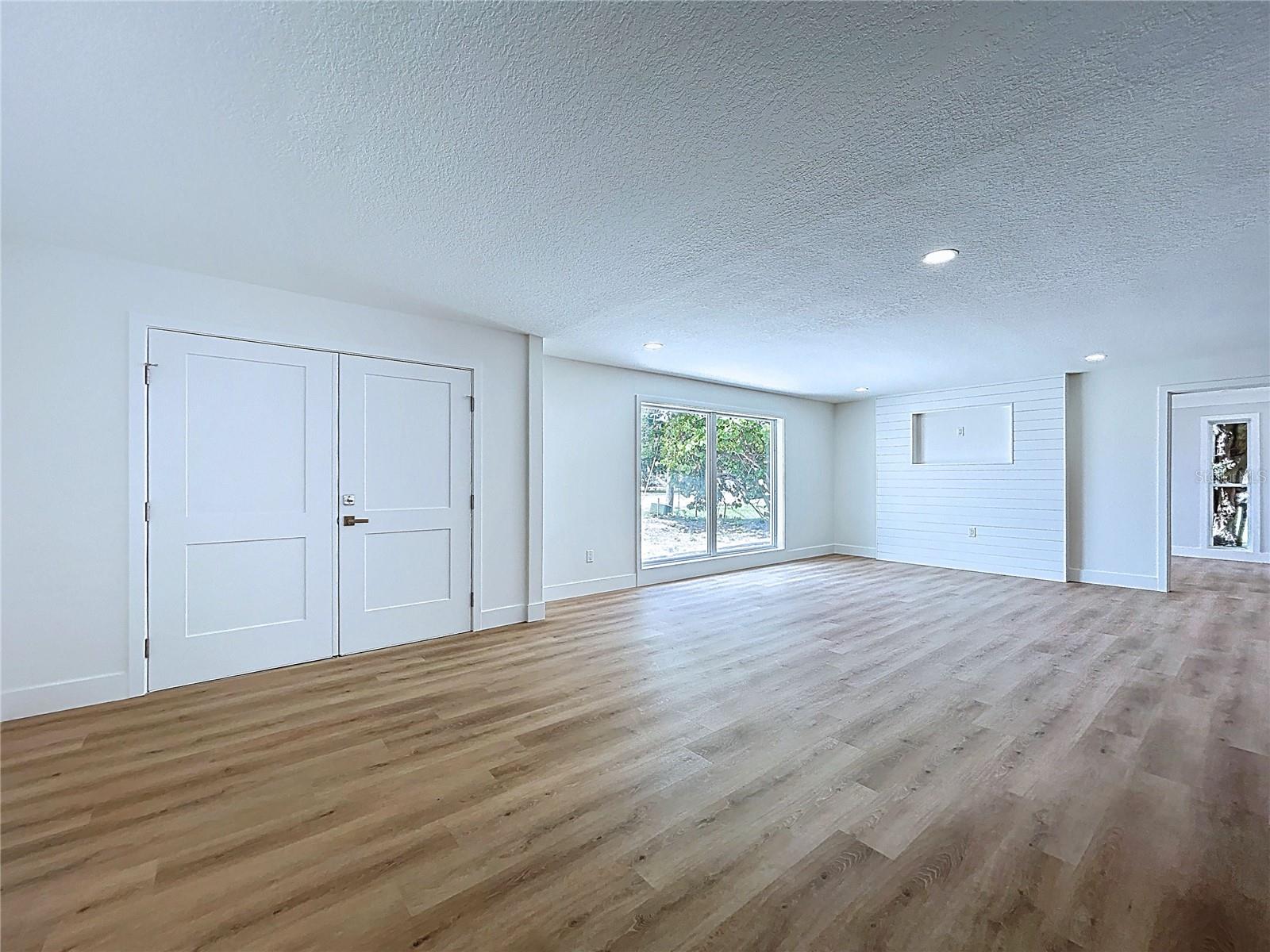 BELLEAIR BEACH - Residential