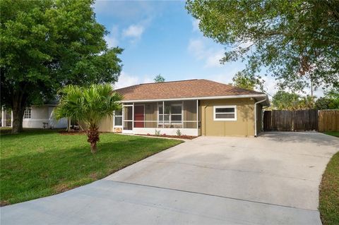 A home in PUNTA GORDA