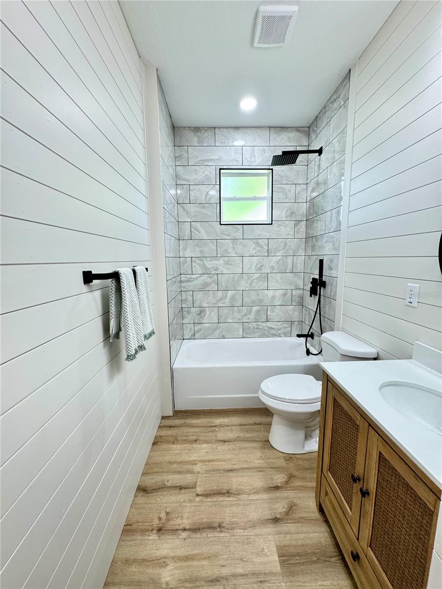 PARKWOOD ADD 02 - Residential Income