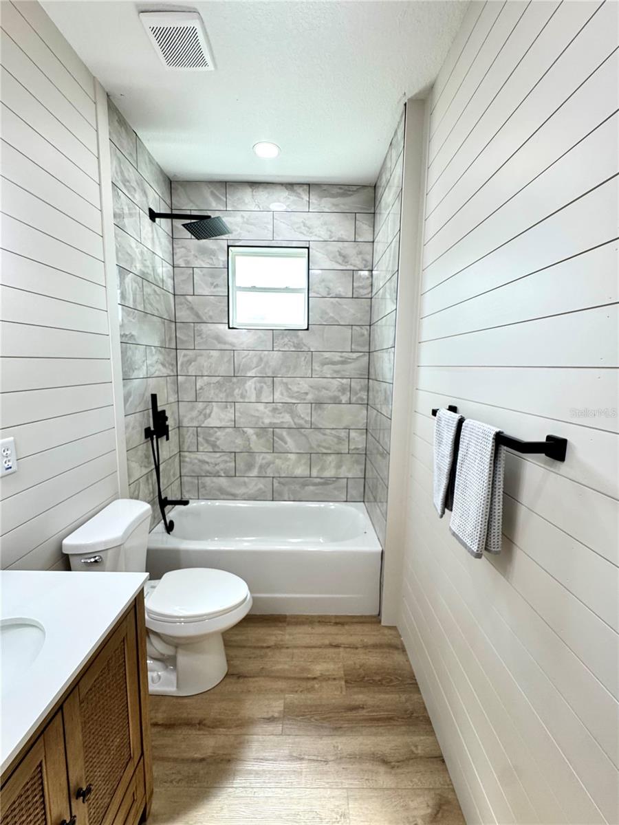 PARKWOOD ADD 02 - Residential Income